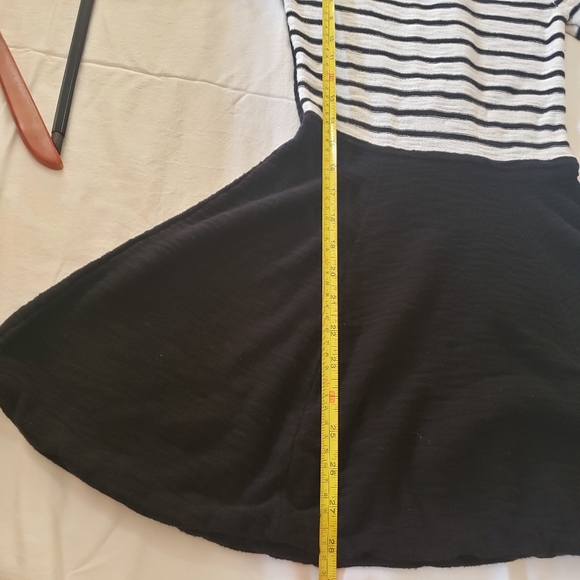 Express dress - Picture 6 of 7